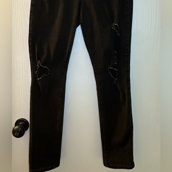 Old Navy High Rise Power Slim Straight Black Ripped Denim Jeans Women’s 8 - Picture 3 of 7